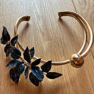 Magnificent Elie Saab floral necklace, worn once